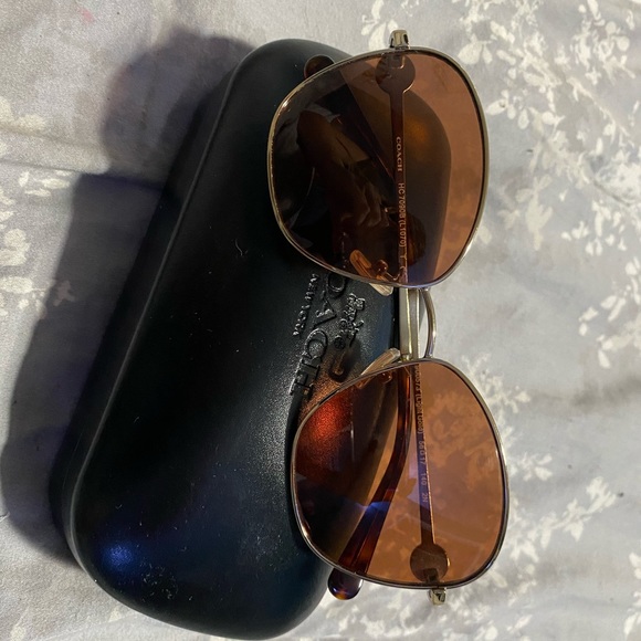 AUTH coach sunglasses - Picture 3 of 10